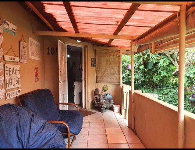 2 BEDROOM TOWNHOUSE FOR SALE IN WOODGRANGE